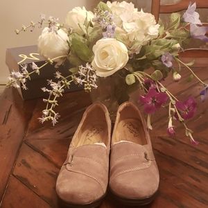 Women's Natural Soul Naturalizer shoes
